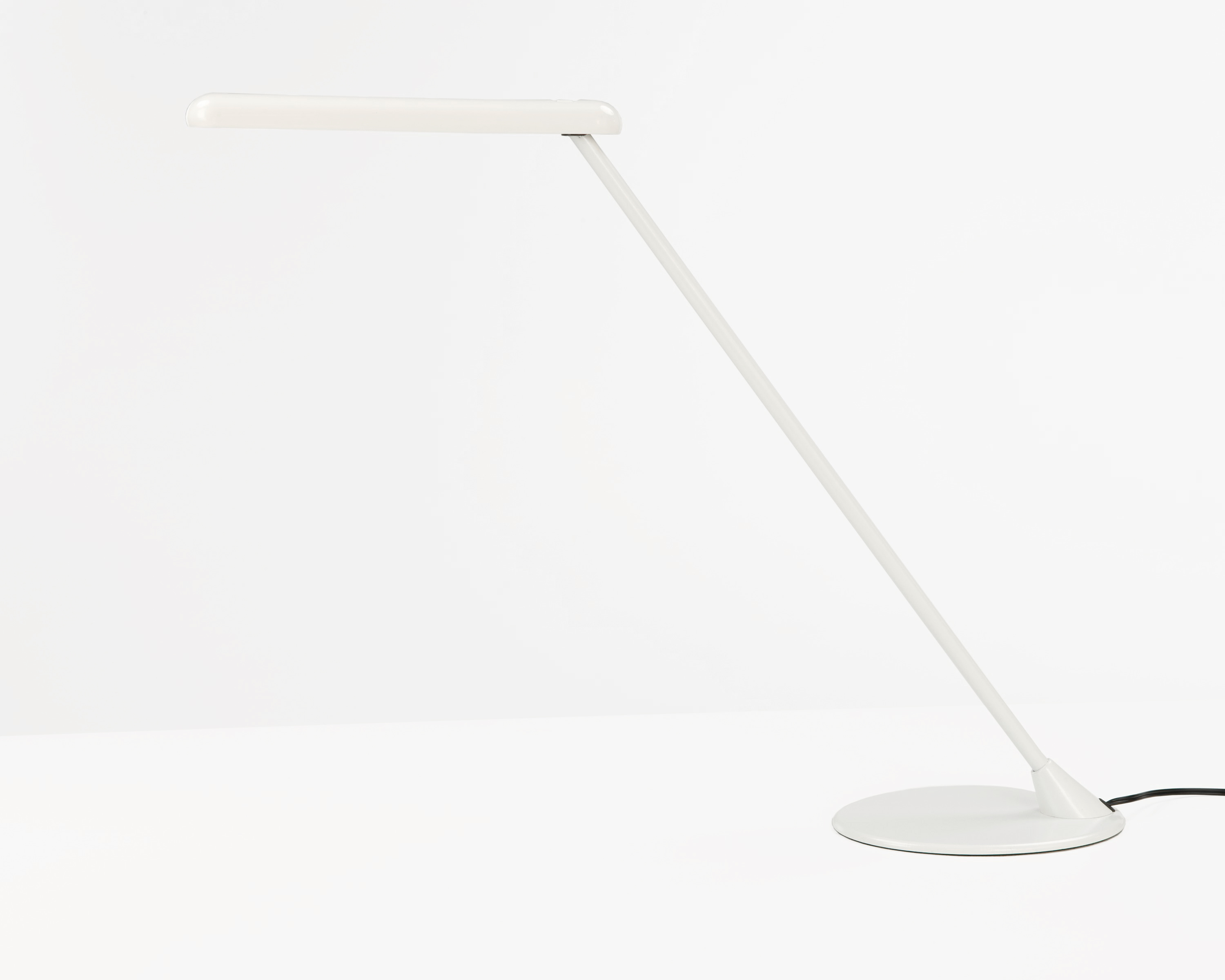 华体会体育官方在线官网 - 灯饰|台灯|办公家具|华体会体育官方在线官网家具|长笛台灯